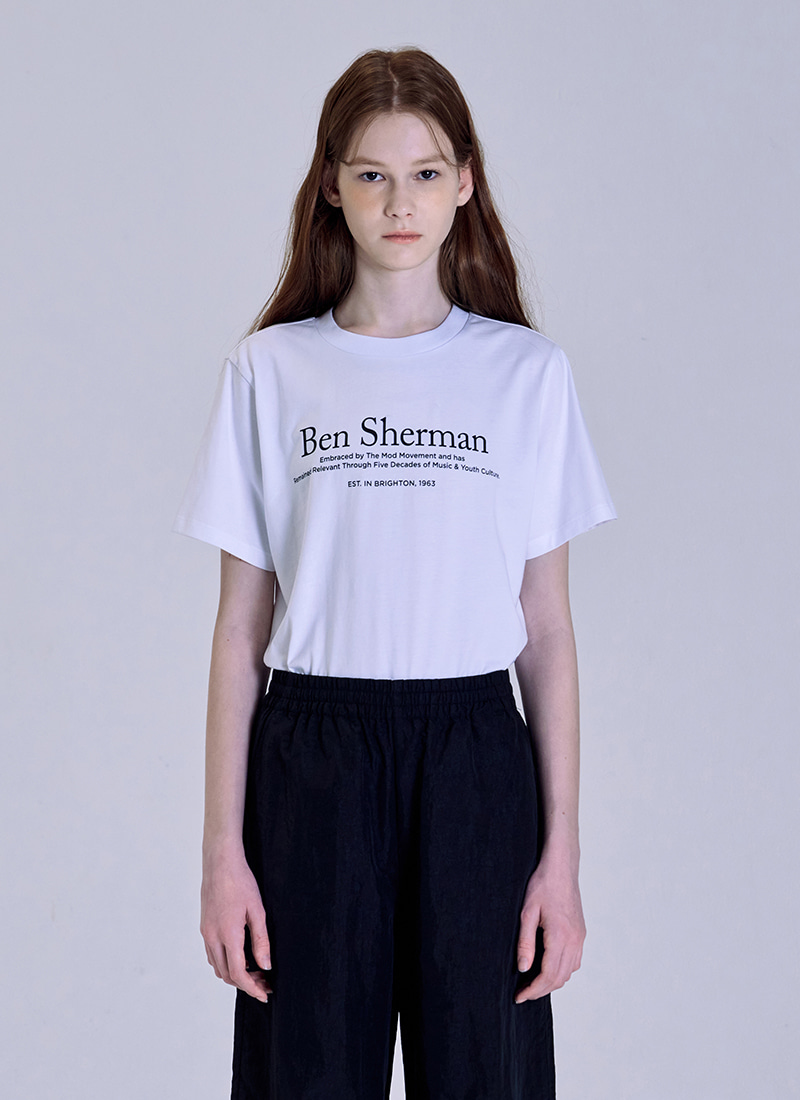[+ONLINE EXCLUSIVE] 우먼 벤셔먼 로고 티셔츠 BOBTS768F